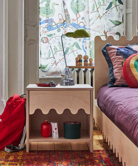 MESITA DE NOCHE MOSS (VARIOS COLORES)