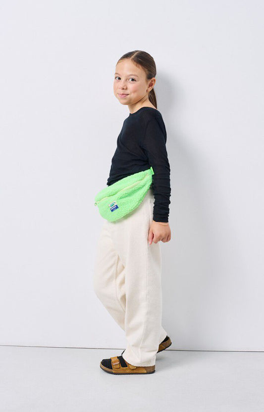 Pantalon vaquero crudo.