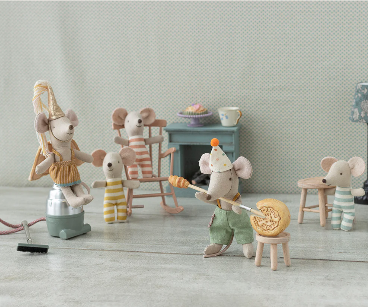 Disfraz de Payaso Circo en Maleta, Hermano pequeño ratón