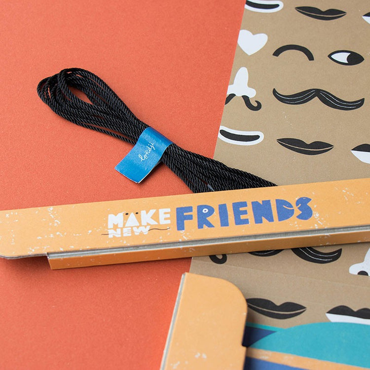 Guirnalda DIY Make New Friends