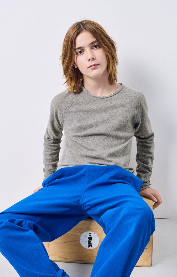 Camiseta gris grafito manga larga