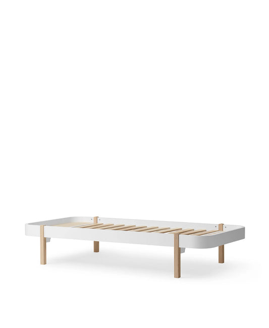 WOOD LOUNGER BED SMALL, WHITE/OAK