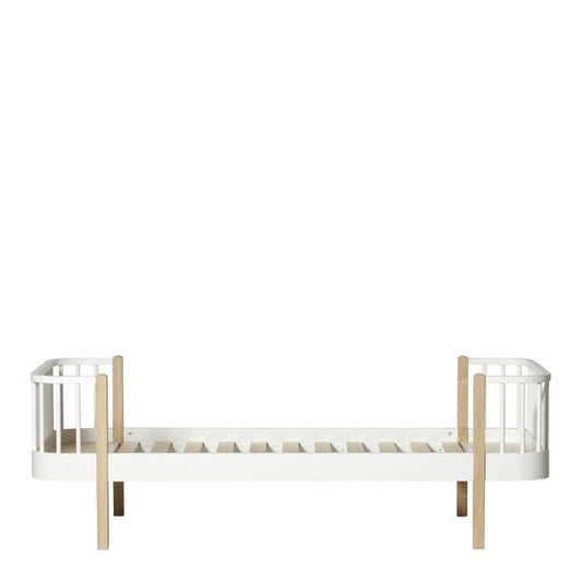 CAMA ORIGINAL BLANCO Y ROBLE