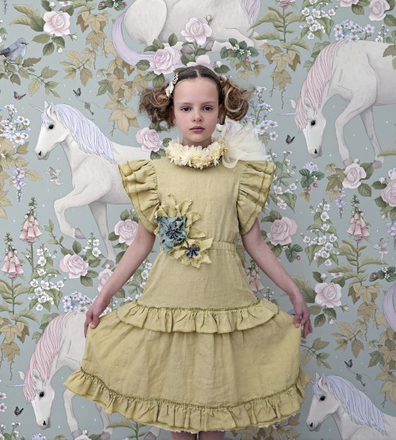 PAPEL PINTADO CAMPOS DE SUEÑOS GRIS