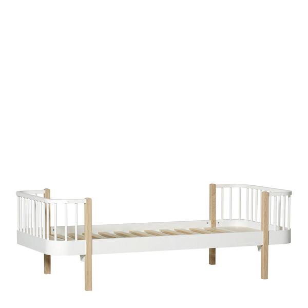 CAMA ORIGINAL BLANCO Y ROBLE