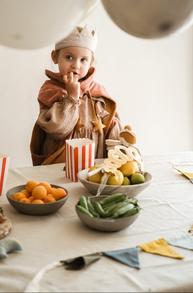 Disfraz Capa y Corona de Reina