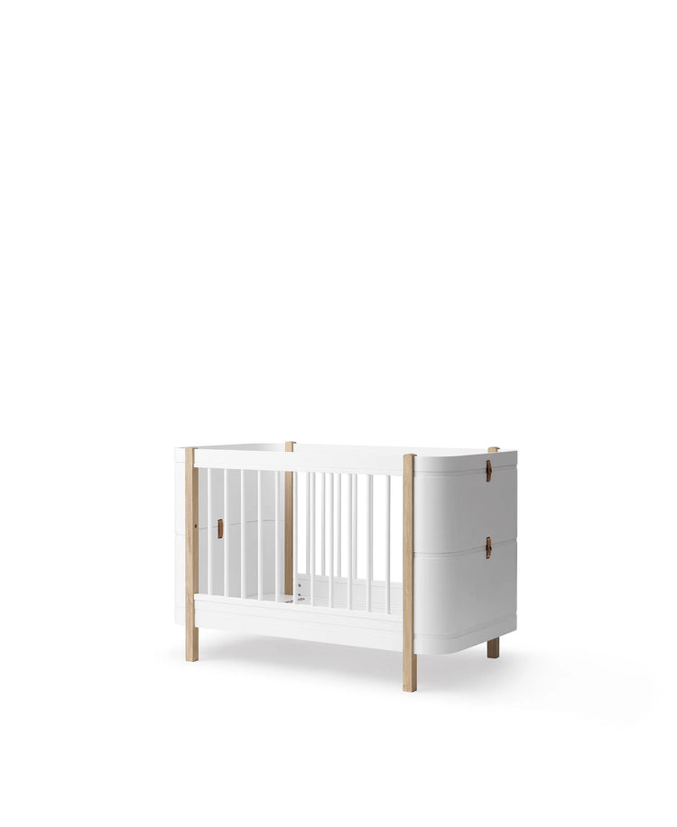 CUNA WOOD  MINI+ COT BED INC. JUNIOR KIT | WHITE /OAK